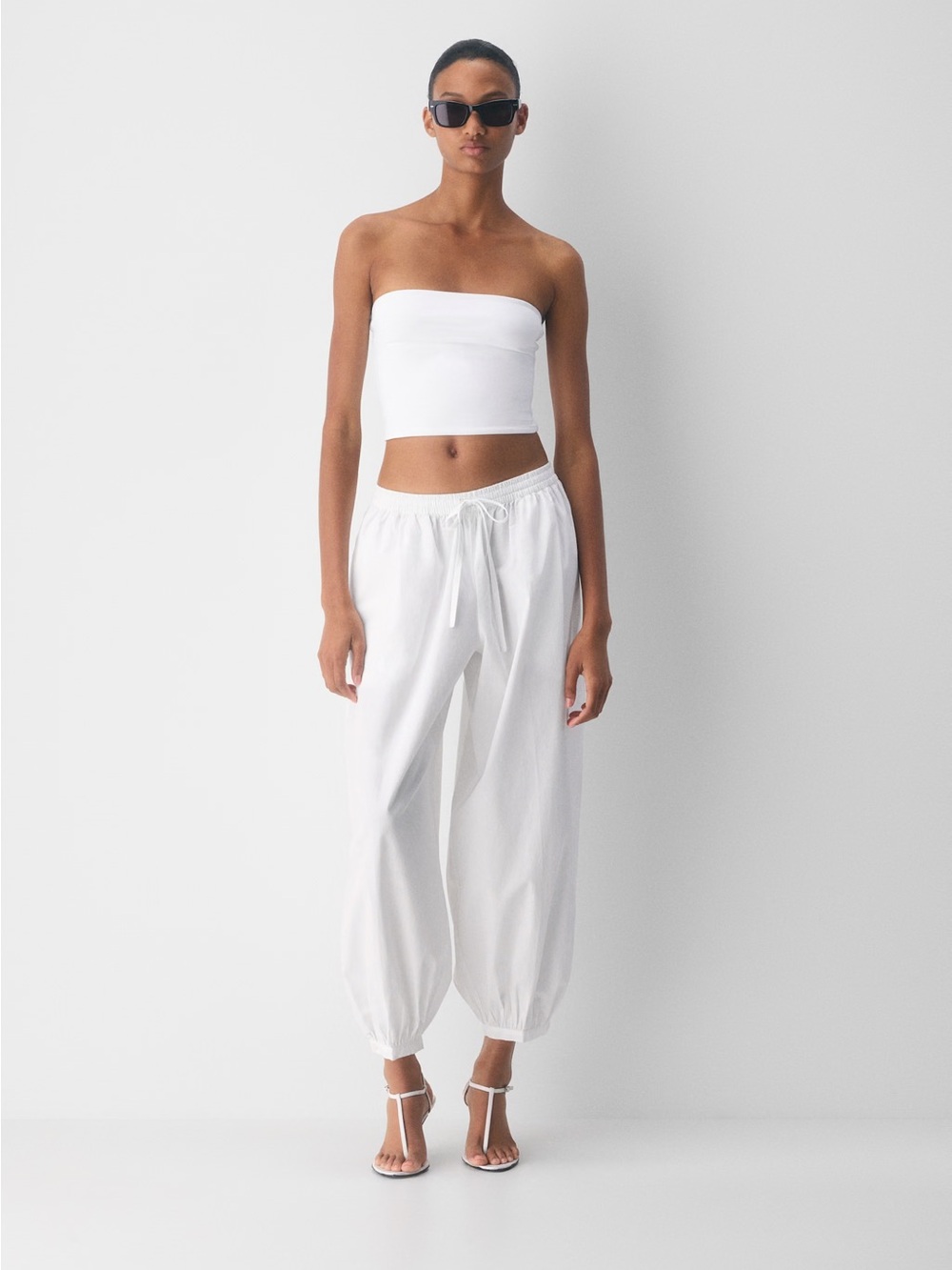 Aritzia Original Contour Appeal Waist Tube Top NWT